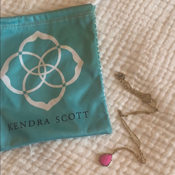 Kendra Scott small teardrop pendent necklace - Picture 6 of 6